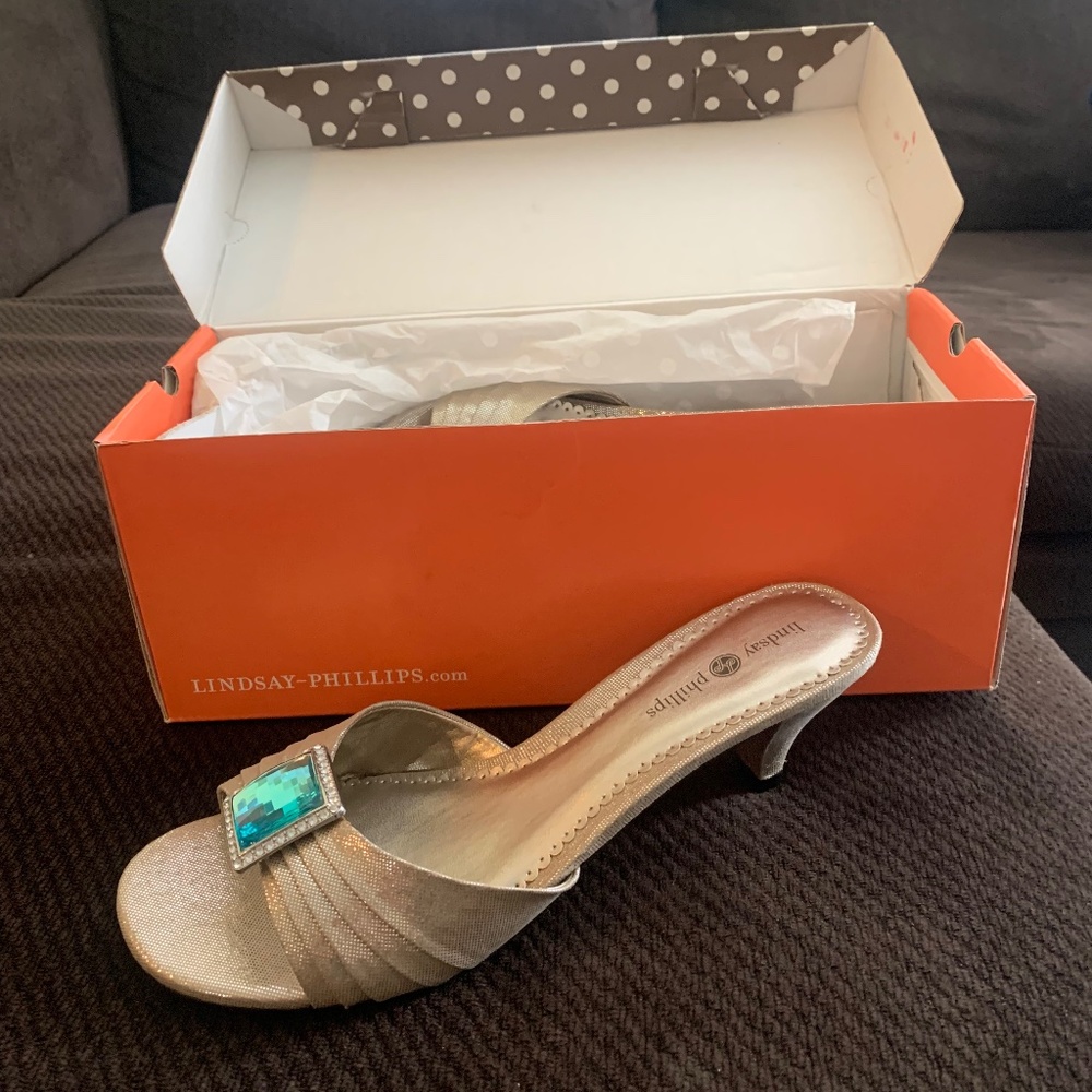 Dress shoes